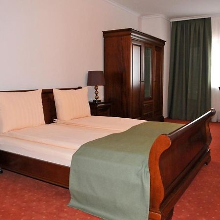 Hotel Tex Club Botosani Exterior photo