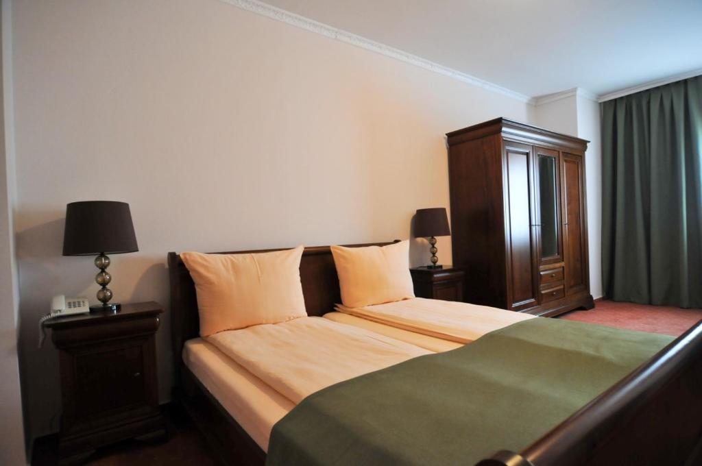 Hotel Tex Club Botosani Room photo