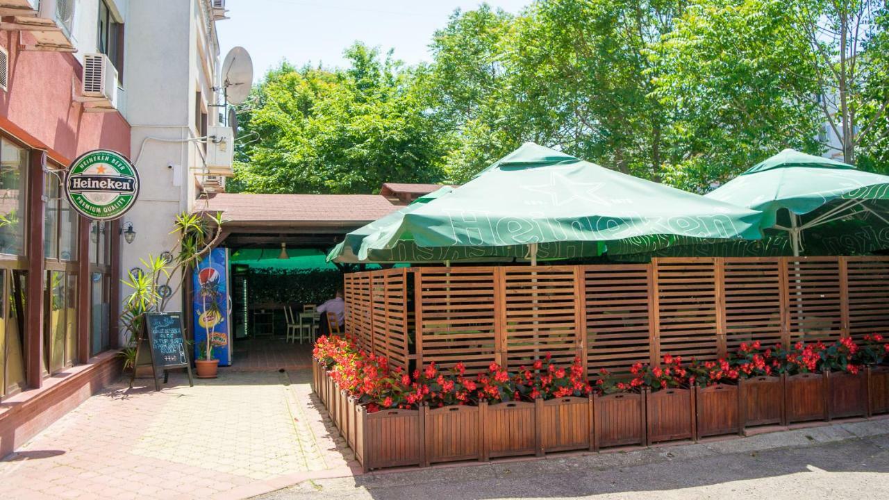 Hotel Tex Club Botosani Exterior photo