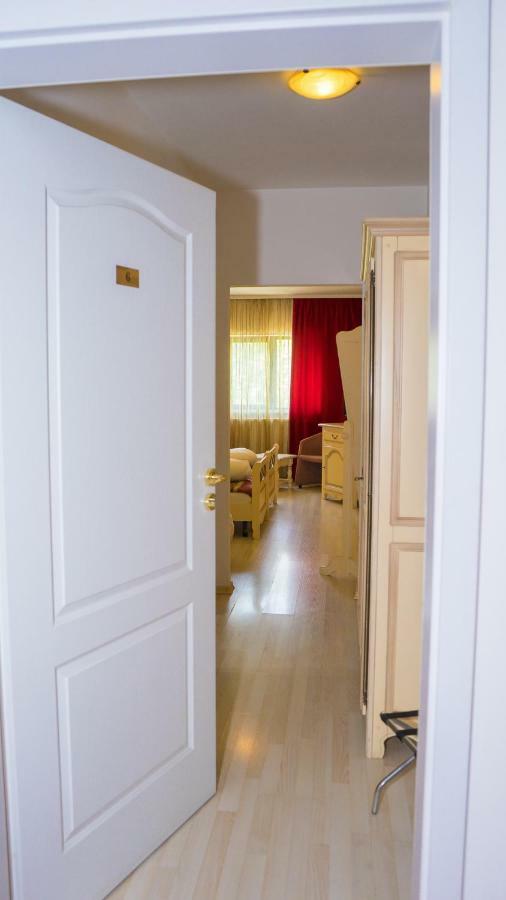 Hotel Tex Club Botosani Exterior photo